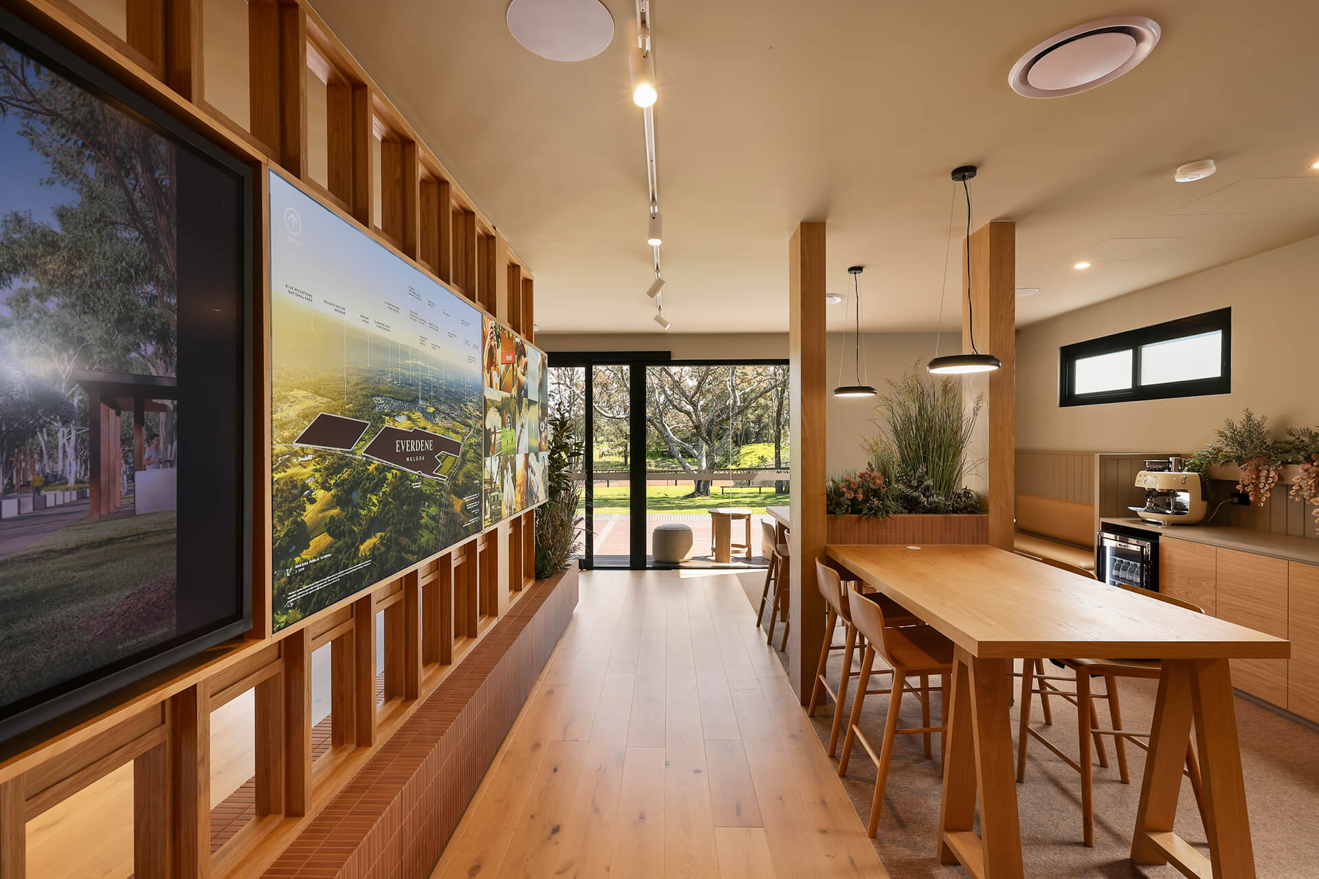 Everdene Sales Office 7